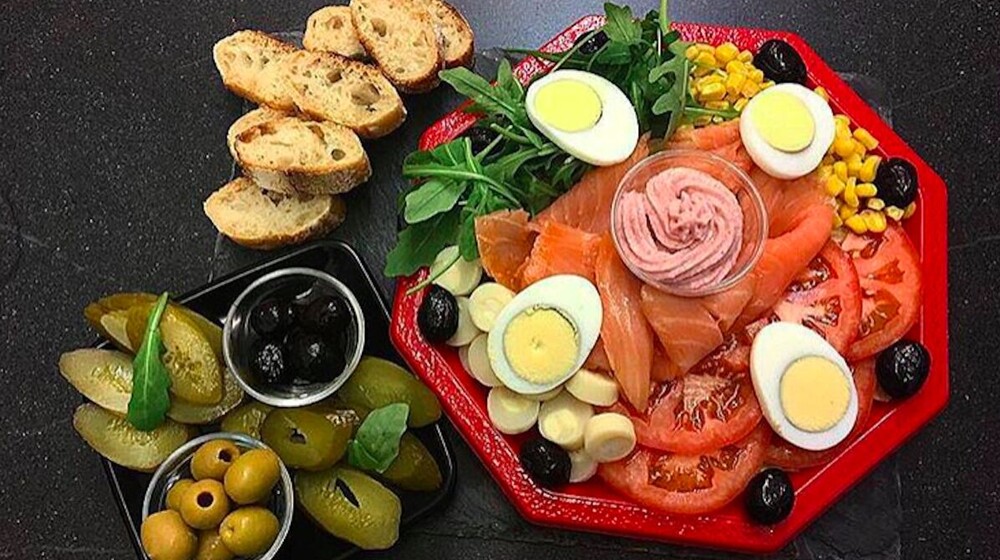 Ness Deli's