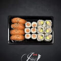 Sushi tray