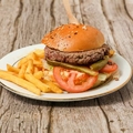 Hamburger 150g + fries